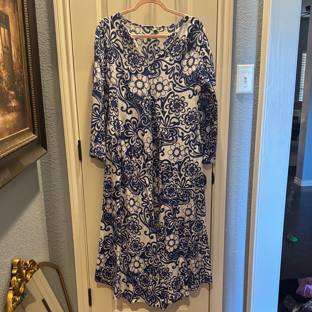 Boutique Navy Floral Long Sleeve Dress